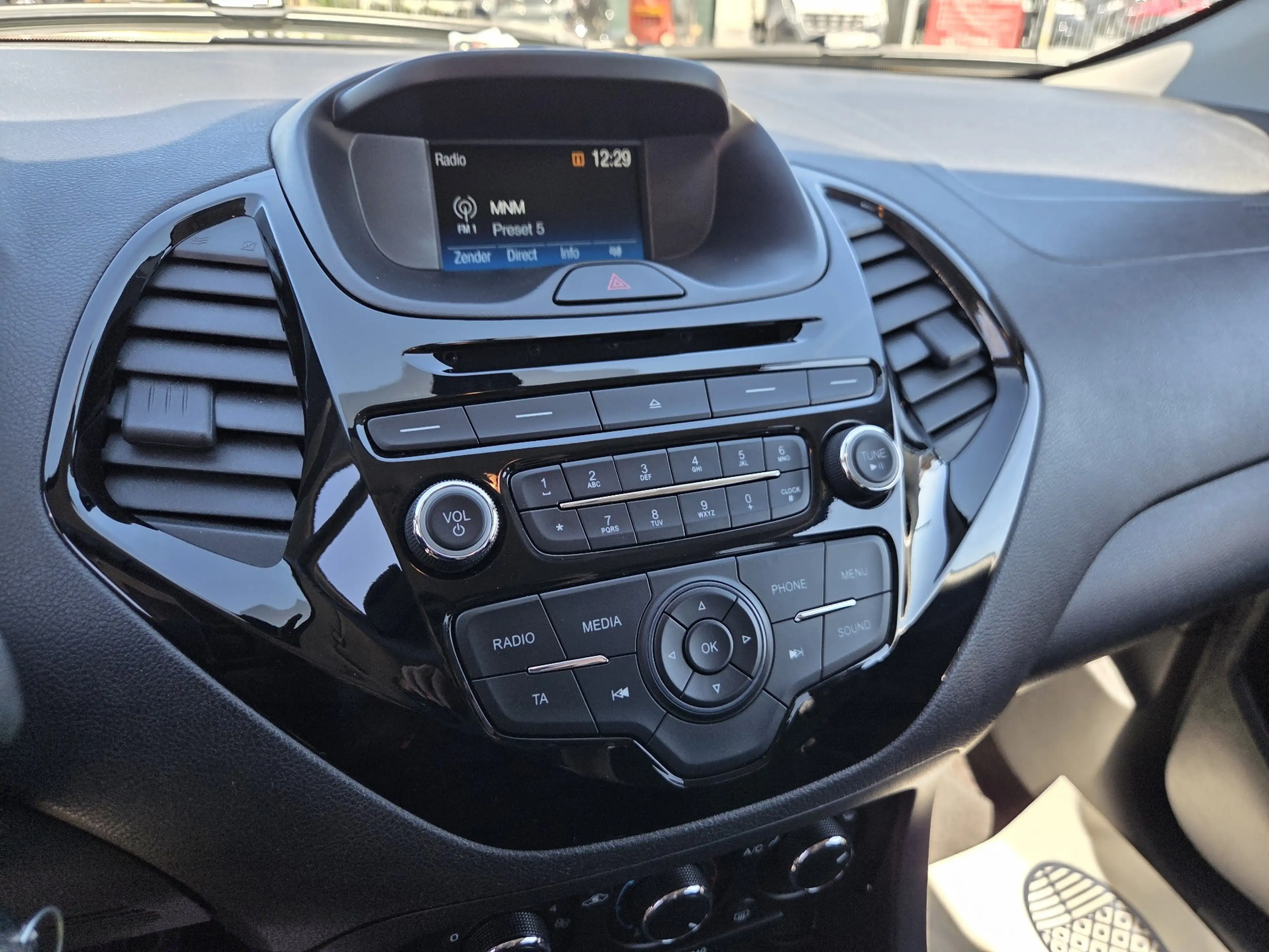 Ford Ka/Ka+ Ka 1.2i Black Edition (EU6.2) — photo 11