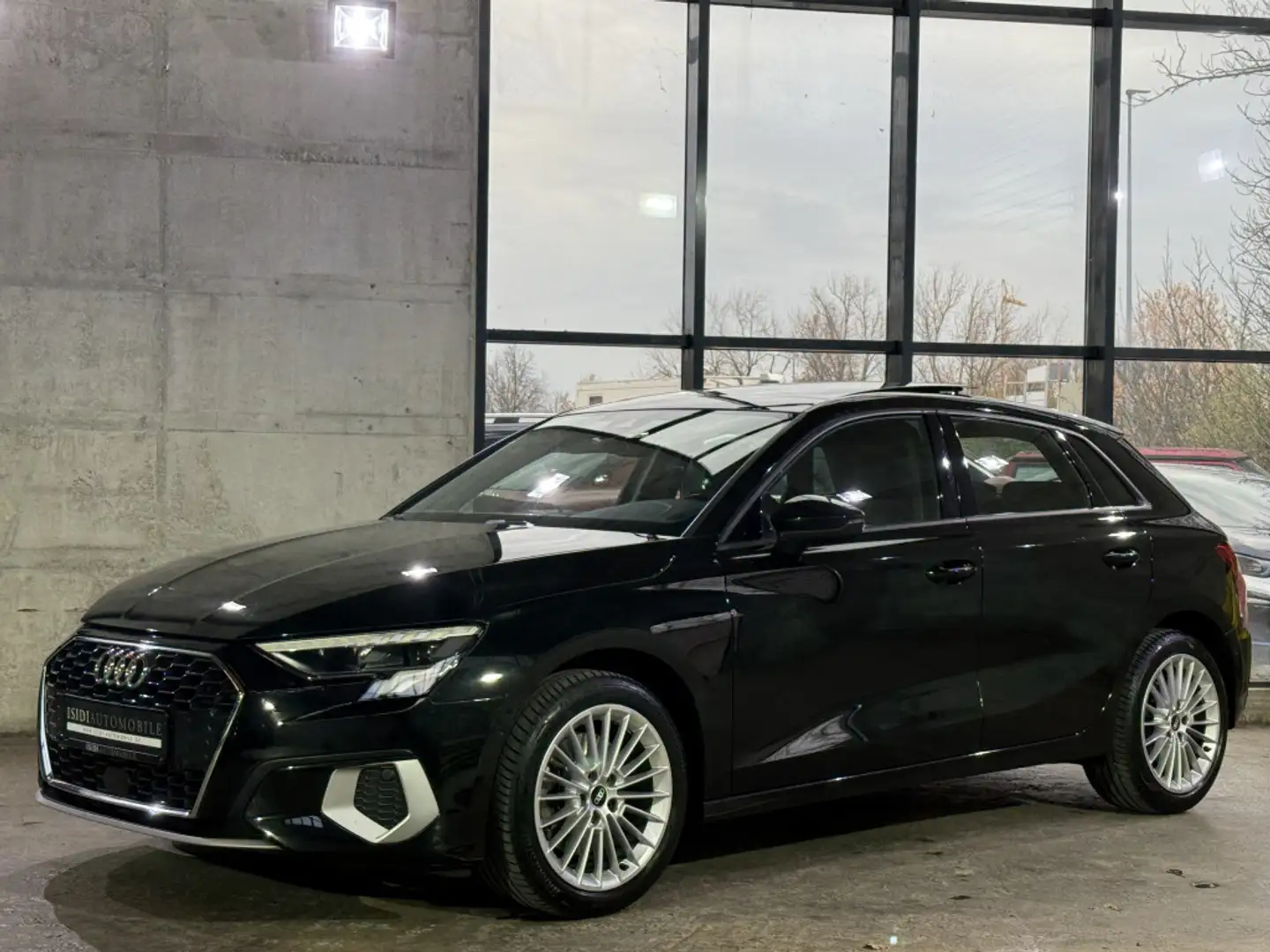 Audi A3 30 TDI advanced LED Navi ACC Pano VirtualCock Schwarz - 2