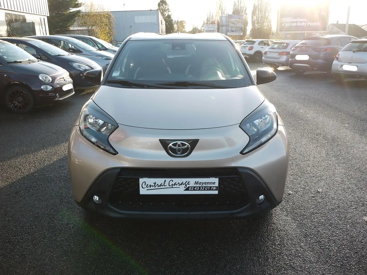 Toyota Aygo X 1.0 VVT-I 72CH DESIGN MY23 Beige - 2