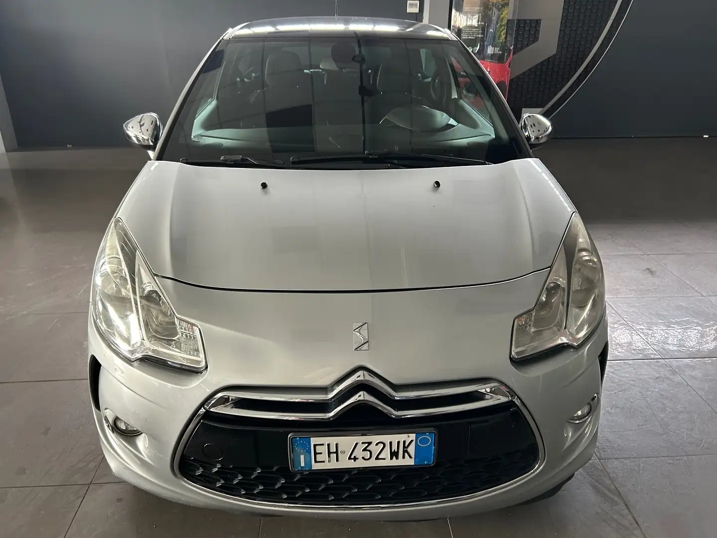 Citroen DS3 DS3 1.6 turbo thp Just Black 155cv Silber - 1