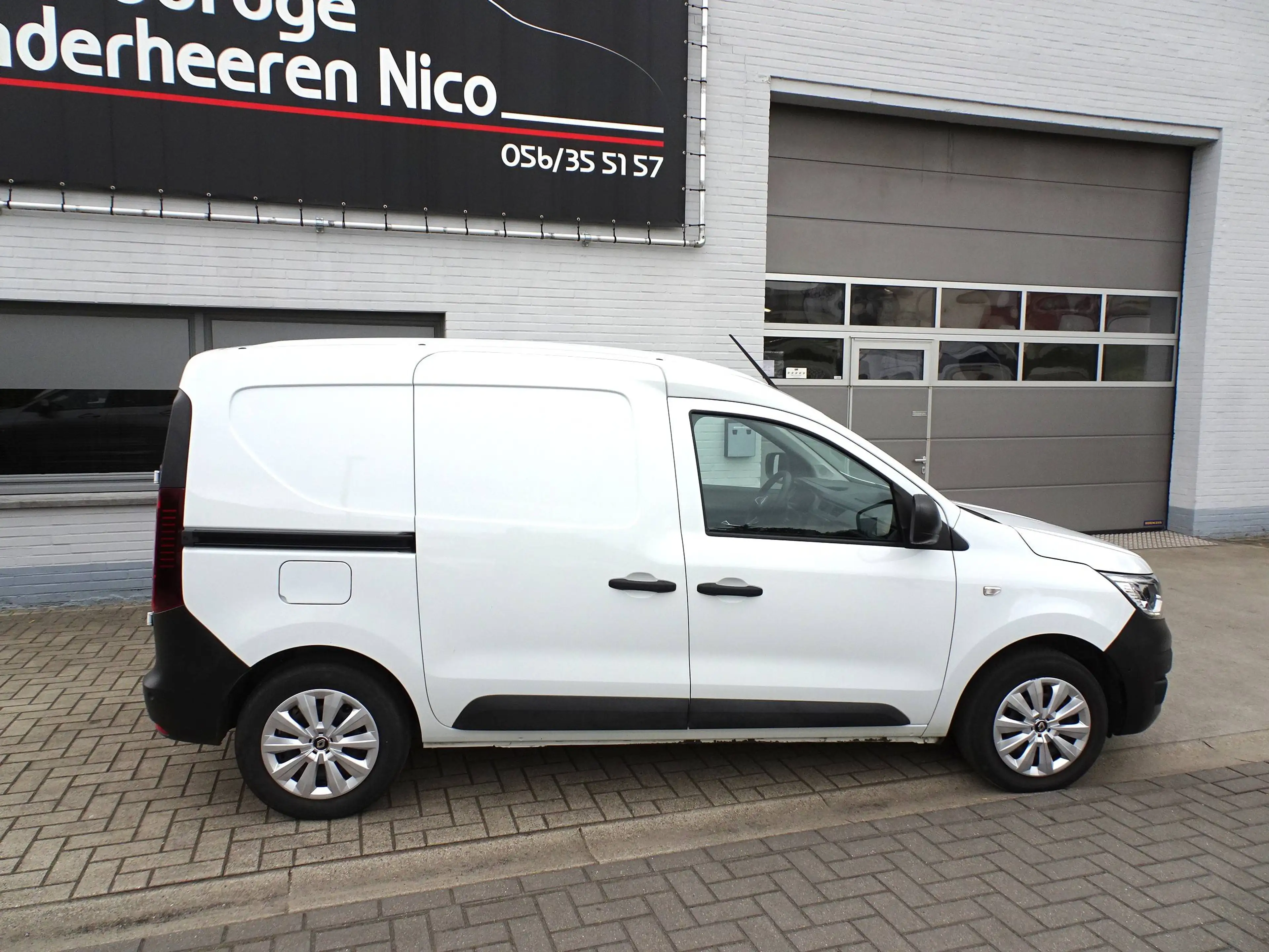 Renault Kangoo 1.5BluedCi 2pl. CARPLAY,NAVI,CAMERA,PDC V+A,CRUISE,BLUETH,AIRCO,DAB,SCHUIFDEUR 12.314 euro+BTW — photo 5
