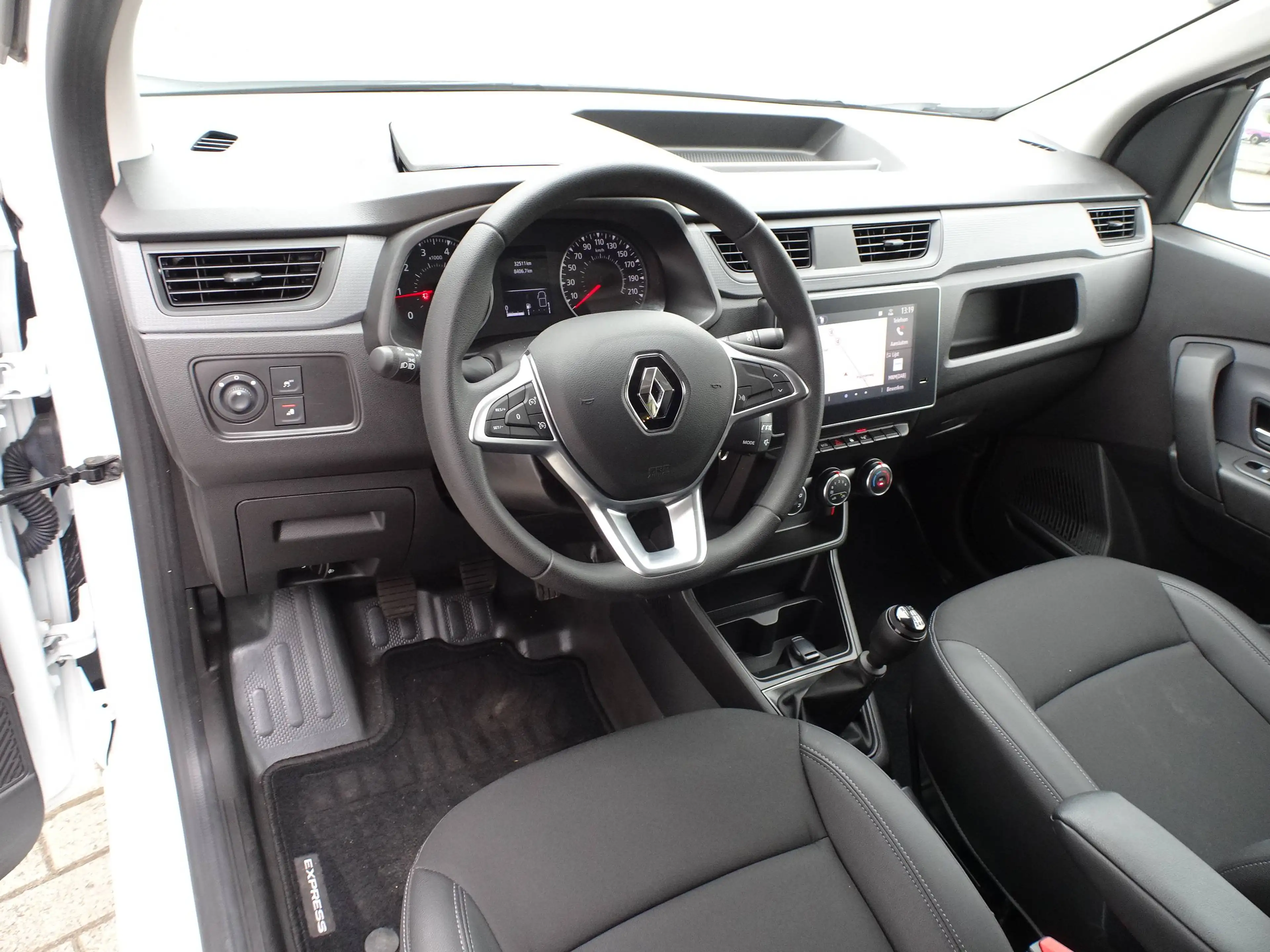 Renault Kangoo 1.5BluedCi 2pl. CARPLAY,NAVI,CAMERA,PDC V+A,CRUISE,BLUETH,AIRCO,DAB,SCHUIFDEUR 12.314 euro+BTW — photo 9