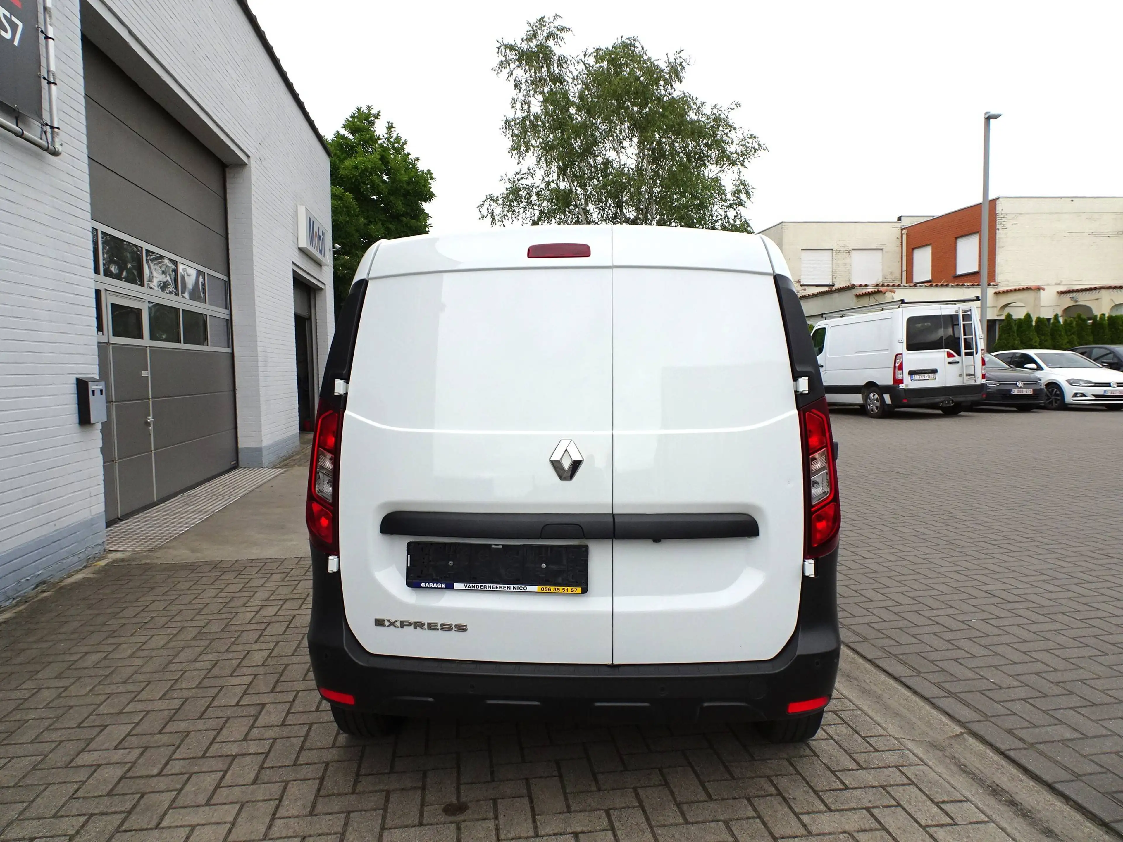 Renault Kangoo 1.5BluedCi 2pl. CARPLAY,NAVI,CAMERA,PDC V+A,CRUISE,BLUETH,AIRCO,DAB,SCHUIFDEUR 12.314 euro+BTW — photo 6
