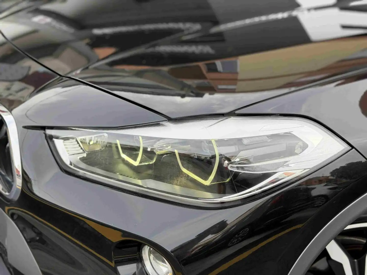 BMW X2 sDrive 18iA Negro - 2