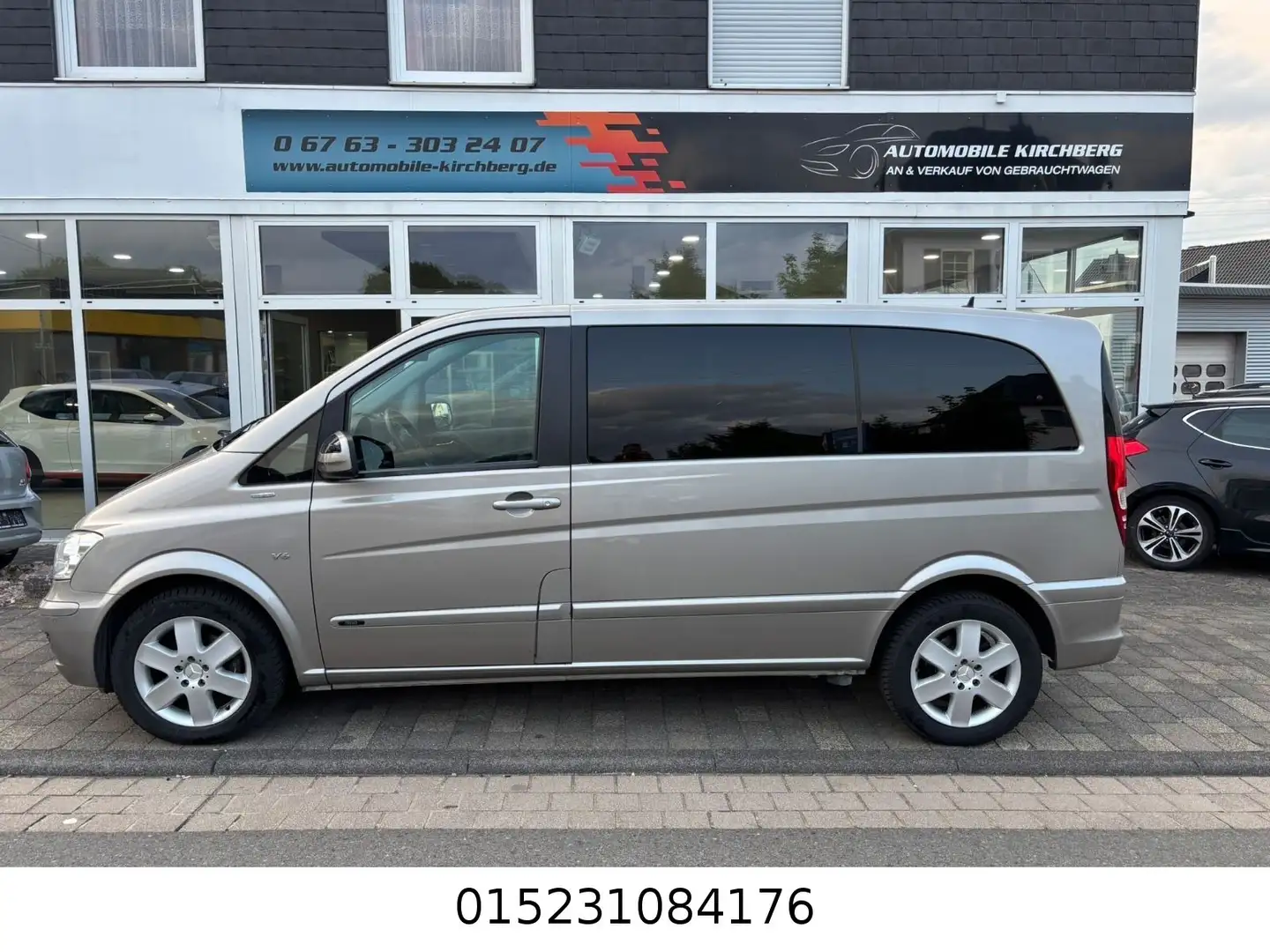 Mercedes-Benz Viano 3.0 CDI Automatik+Bi-Xenon+Teilleder+Navi+ Šedá - 2