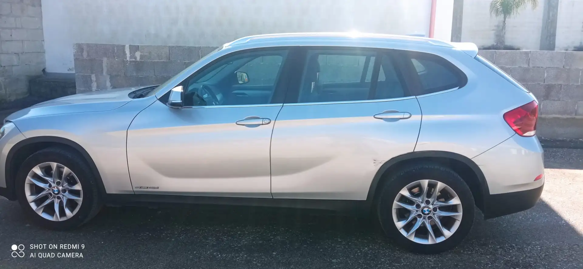 BMW X1 X1 E84 sdrive18d xLine Gris - 1