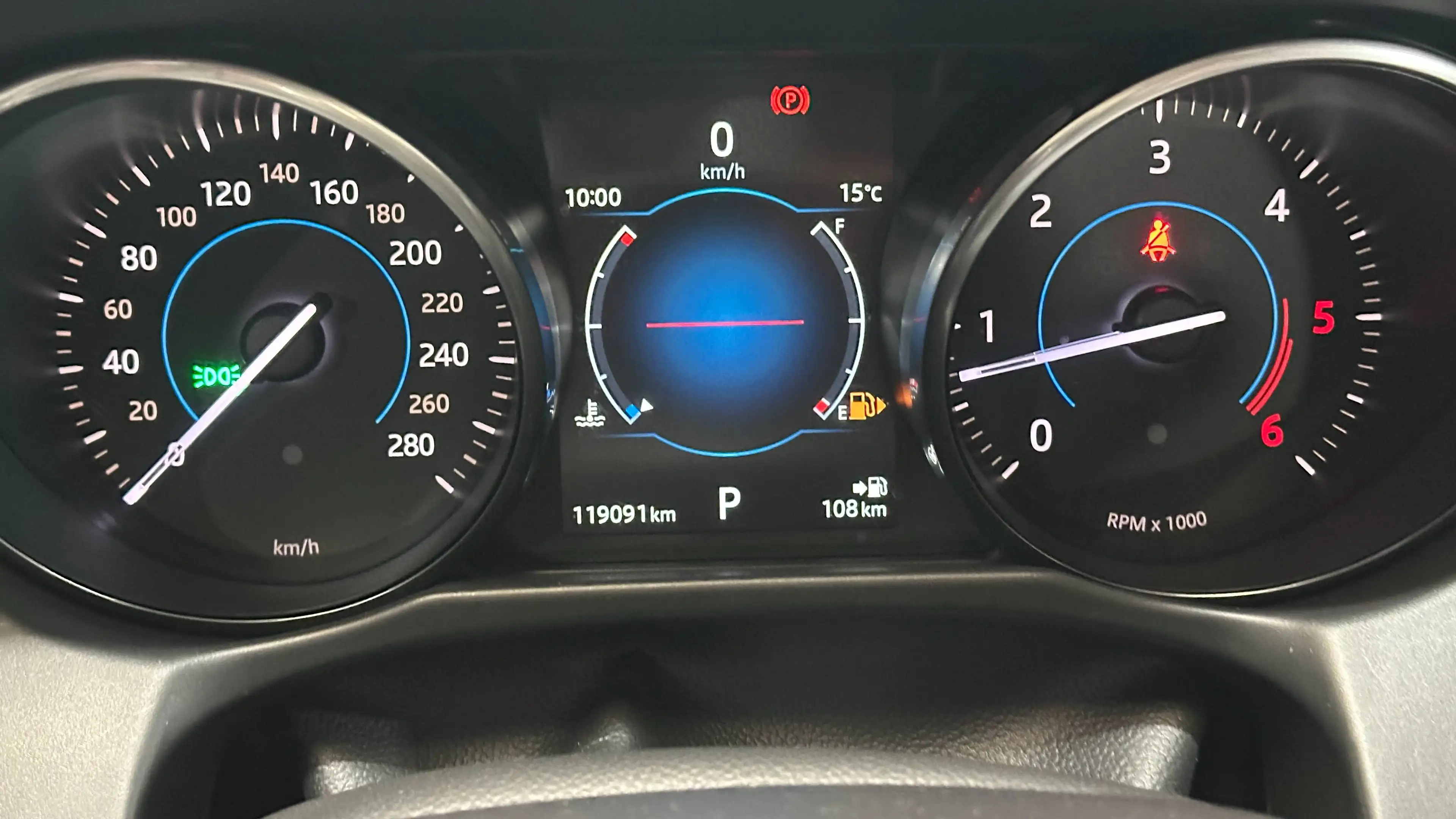 Jaguar XF XF 2.0 D E-Performance Prestige — photo 9