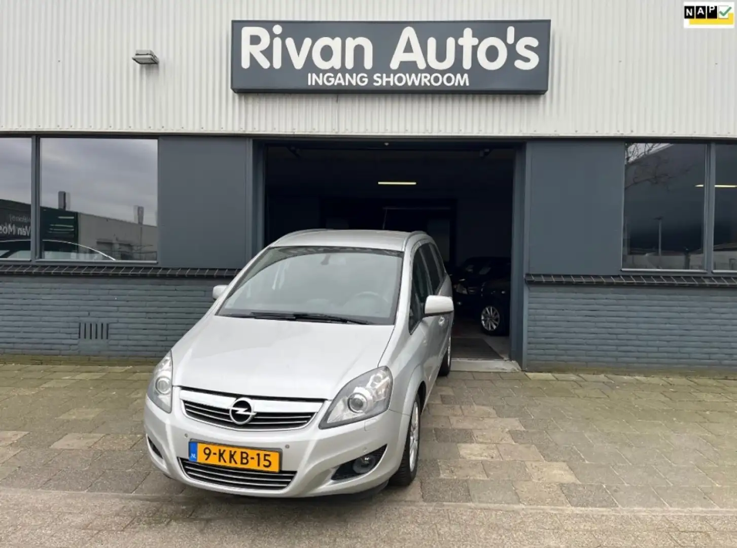 Opel Zafira 1.8 EDITION Grau - 1