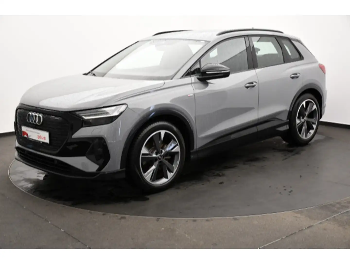 Audi Q4 e-tron Q4 35 e-tron S-Line Sportpaket/Matrix Grau - 2