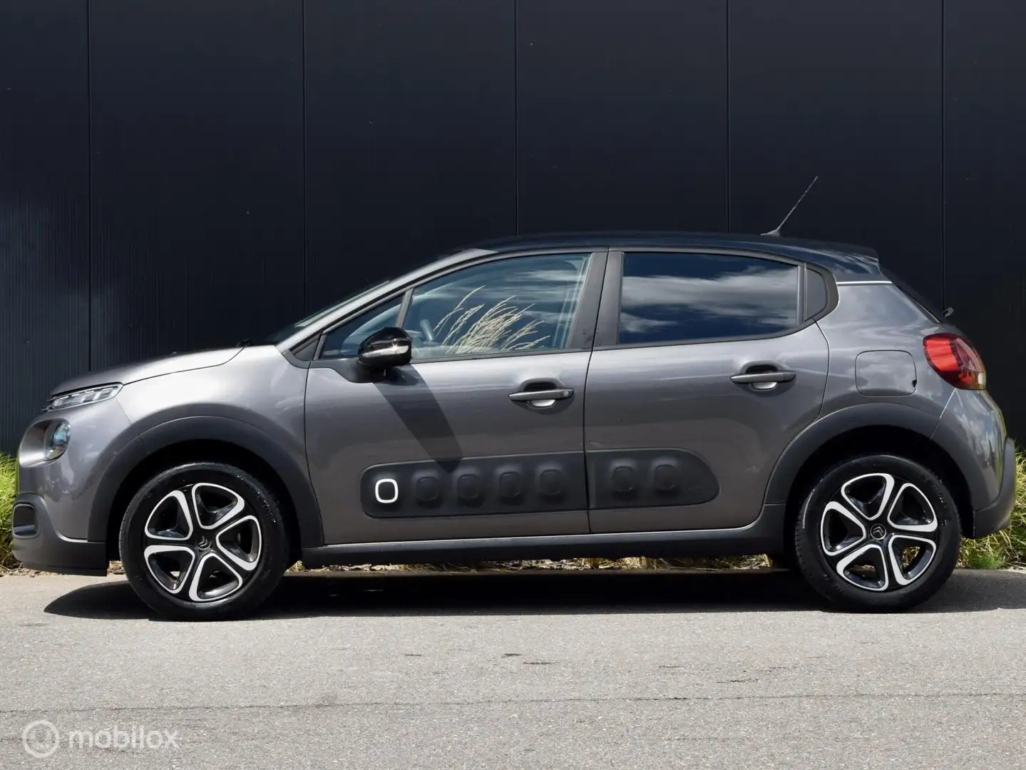 Citroen C3 82 Feel Edition I Navi I Cruise I Airco I Grau - 2