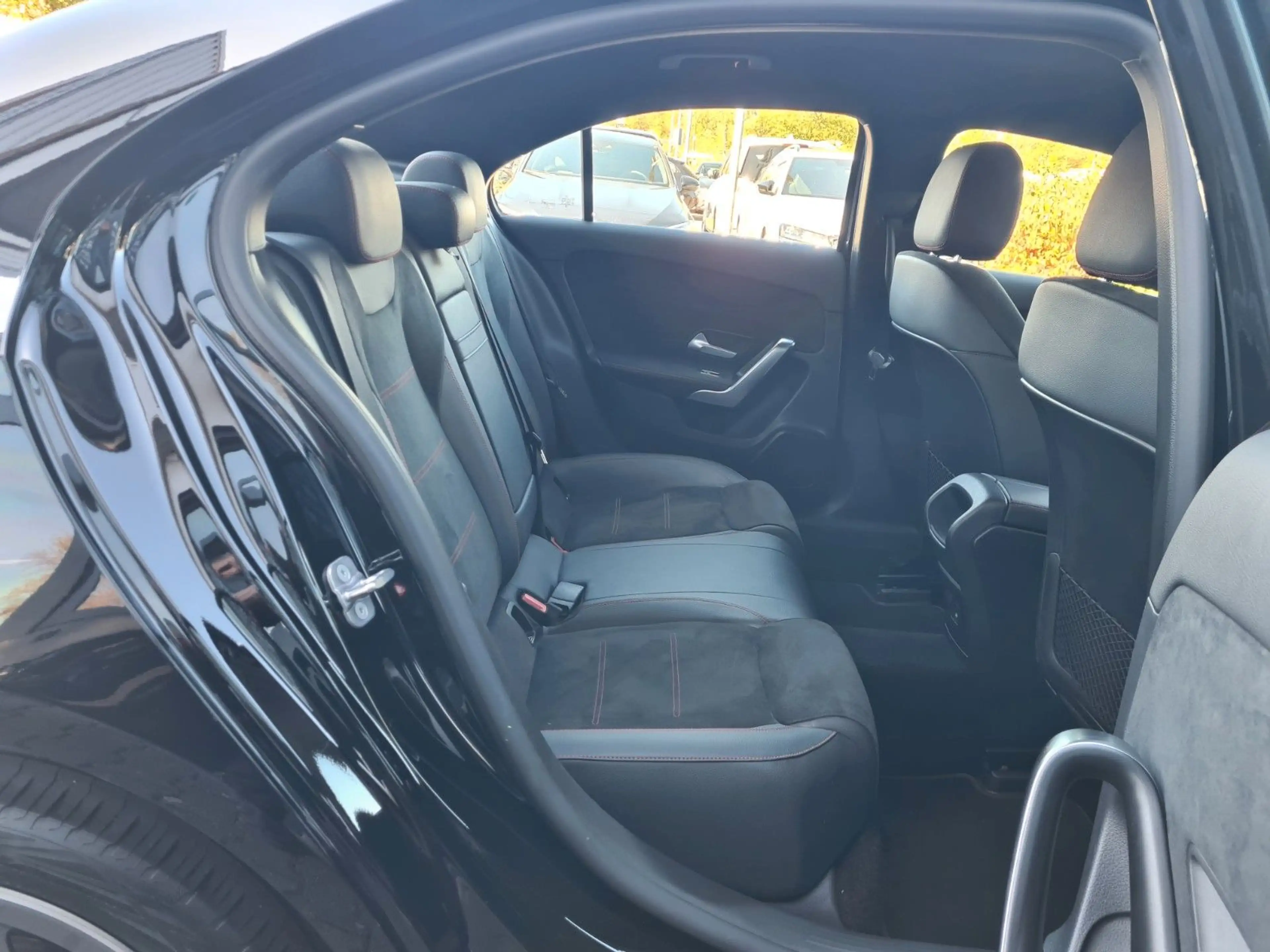 Mercedes-Benz A 250 e Limousine AMG - WIDE - LED - CAM - — photo 14