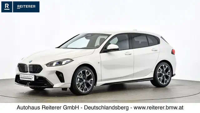BMW 1 Series view 3