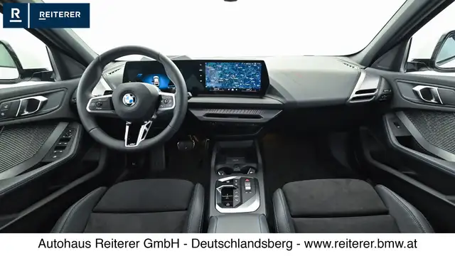 BMW 1 Series view 13