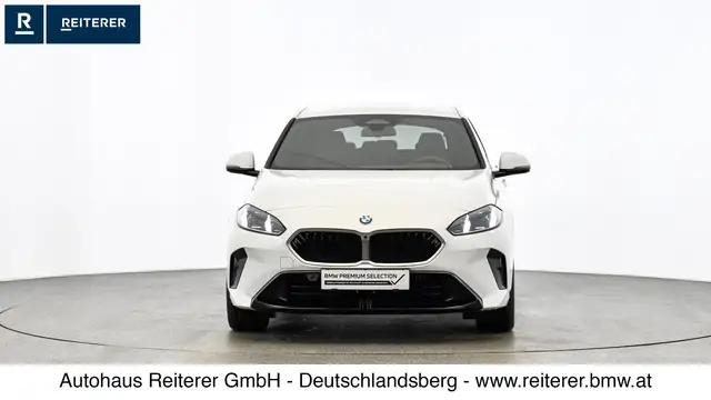 BMW 1 Series view 2