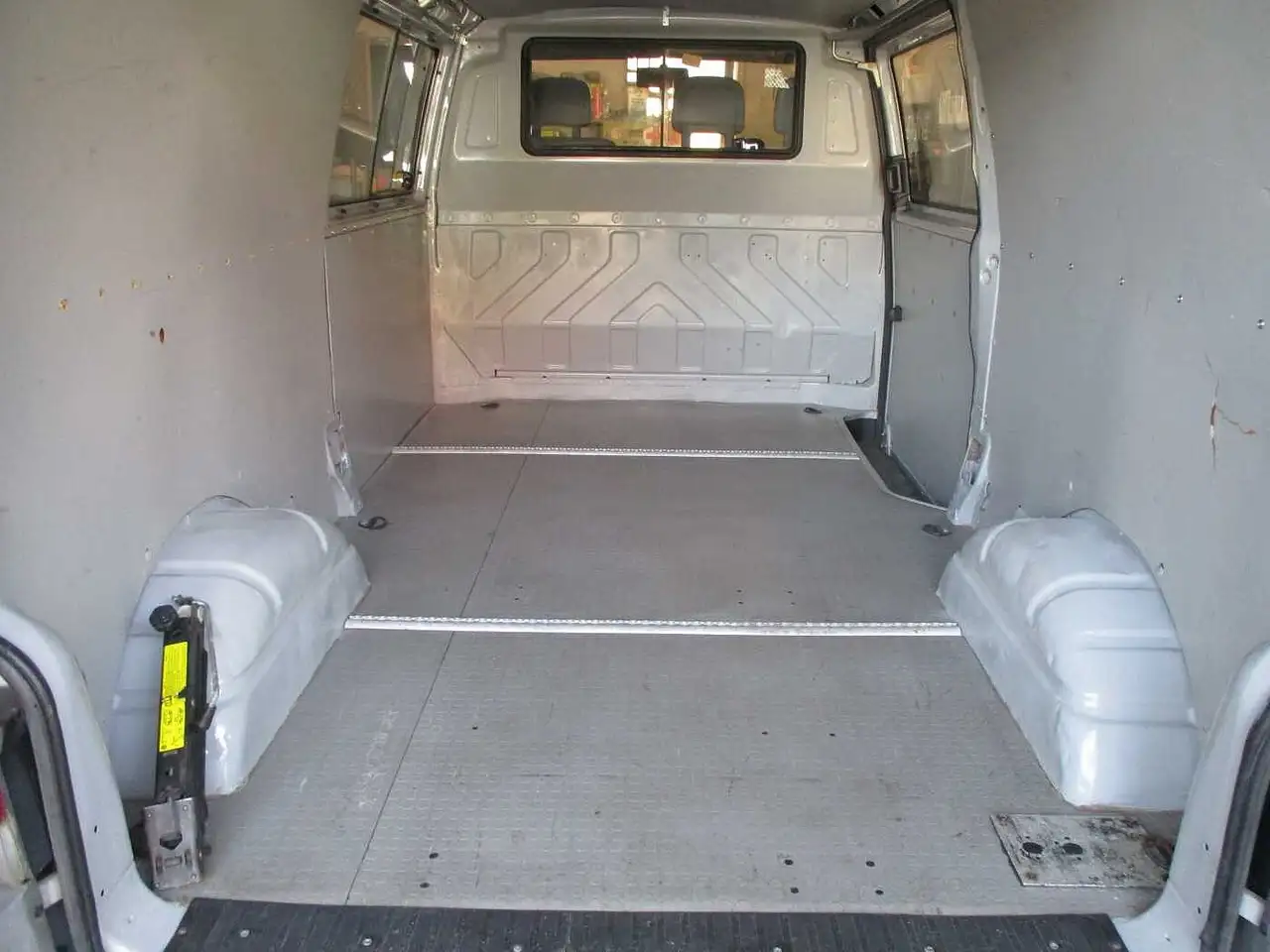 Volkswagen T4 Halbkasten 2,5 Benziner, langer Radstand, foto 6