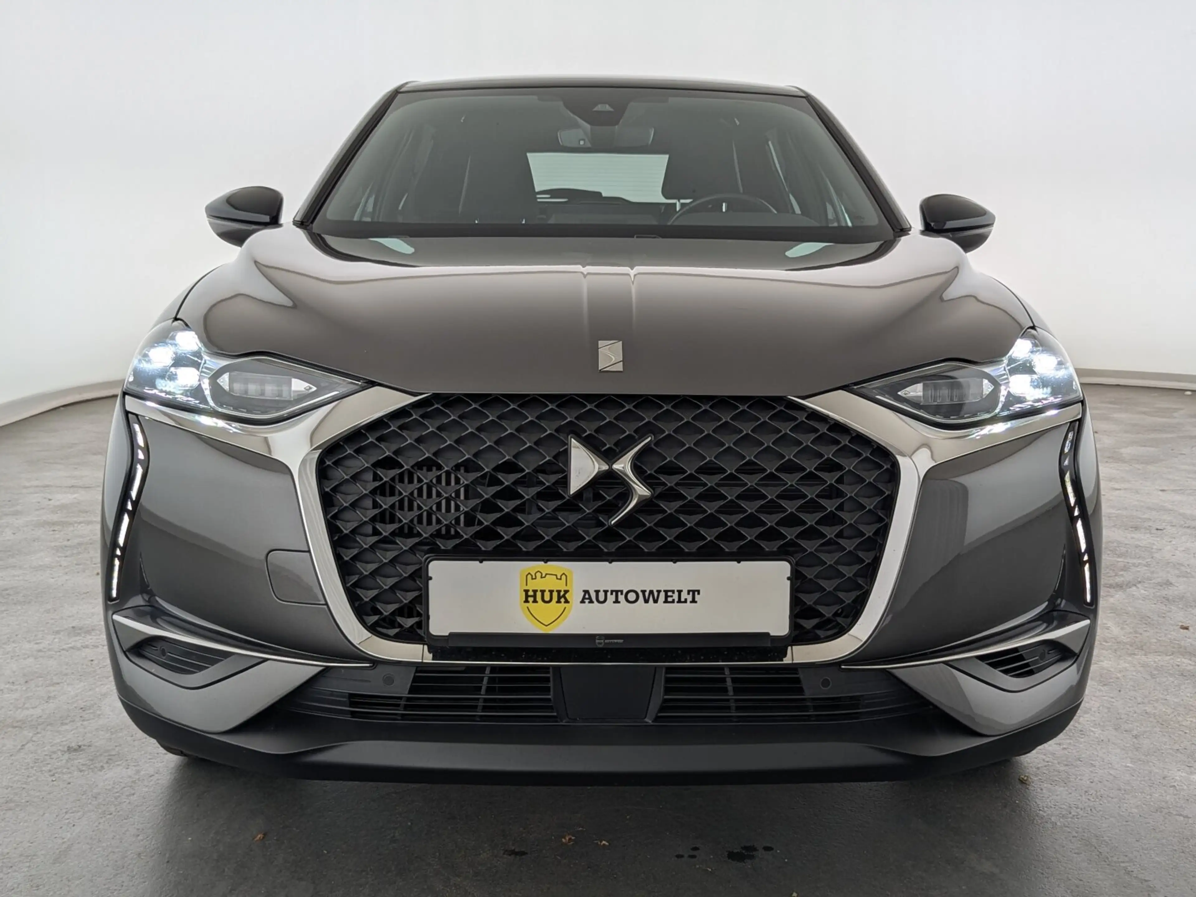 DS Automobiles DS 3 Crossback 3 Crossback 1.2 PureTech 155 Rivoli LED+NAVI+ACC — photo 2
