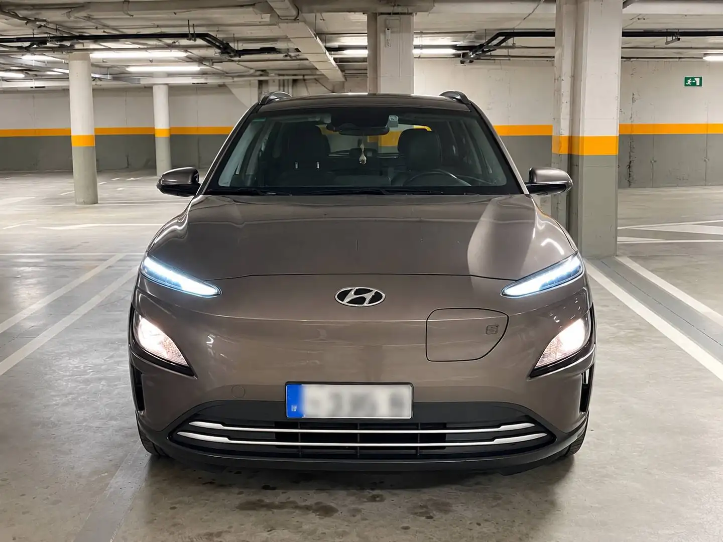 Hyundai KONA Kona EV Maxx 150kW Maxx Gris - 2