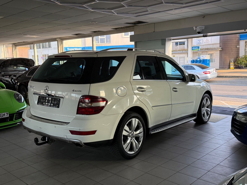 Mercedes-Benz ML 350 CDI 4Matic Sport Pak AHK NAVI PDC Luftfed — photo 2