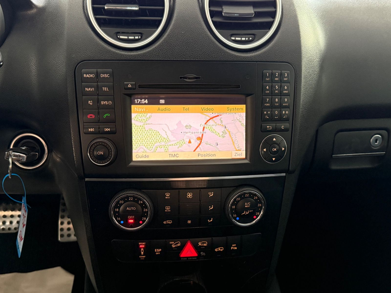 Mercedes-Benz ML 350 CDI 4Matic Sport Pak AHK NAVI PDC Luftfed — photo 15