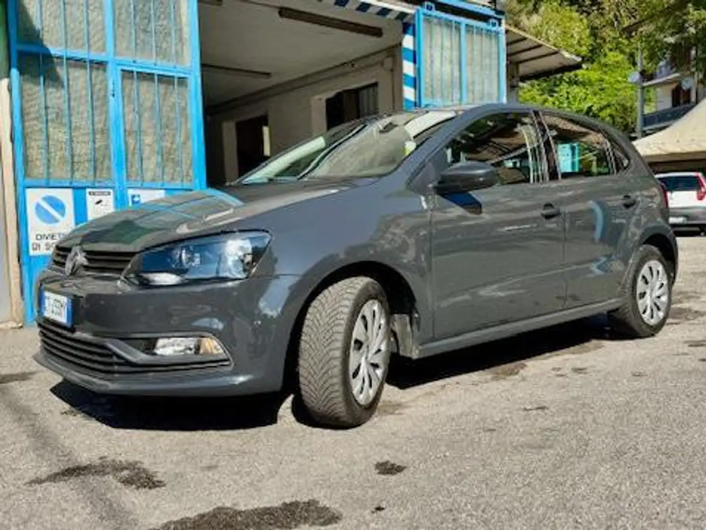 Volkswagen Polo Polo 5p 1.0 mpi Comfortline 75cv Grigio - 2