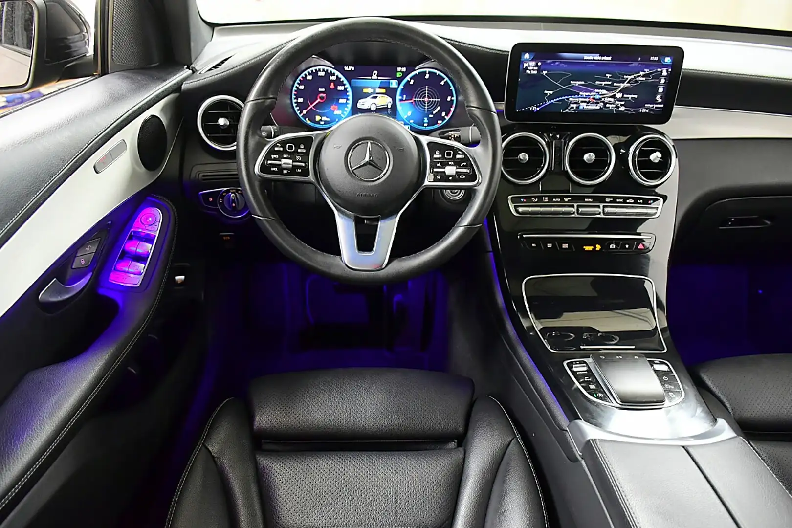 Mercedes-Benz GLC 200 d Coupé 4MATIC Schiebedach Schwarz - 2