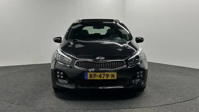 Kia Ceed view 6