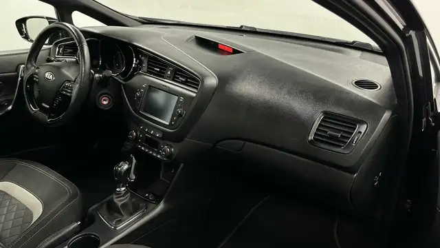 Kia Ceed view 13