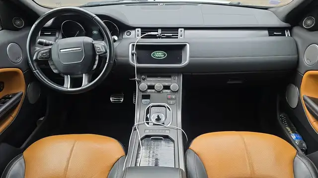 Land Rover Range Rover Evoque view 11