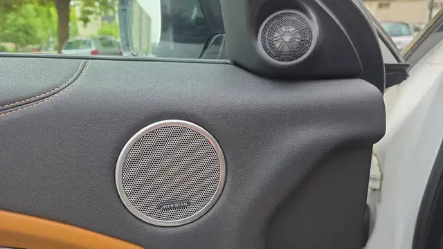 Land Rover Range Rover Evoque view 13