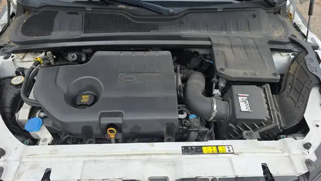 Land Rover Range Rover Evoque view 15