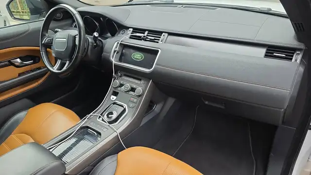 Land Rover Range Rover Evoque view 10