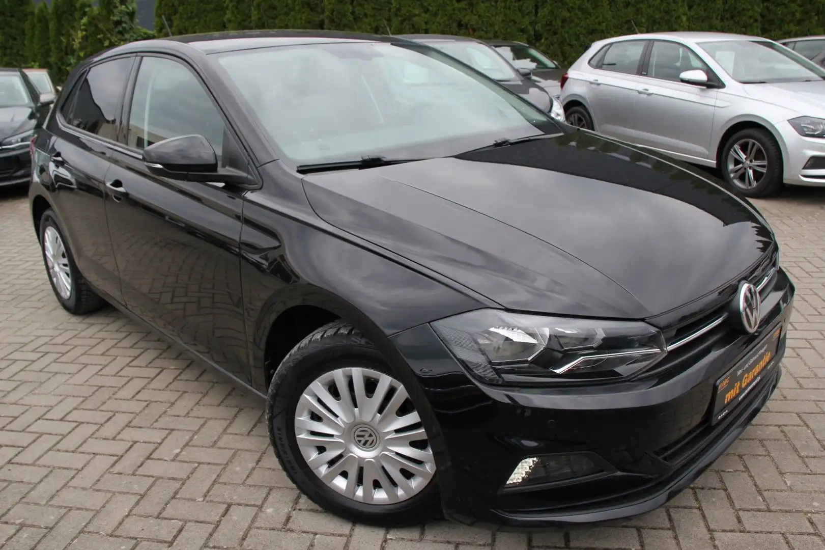 Volkswagen Polo VI Comfortline DSG Klima/Sitzheizu./ACC/PDC Schwarz - 1