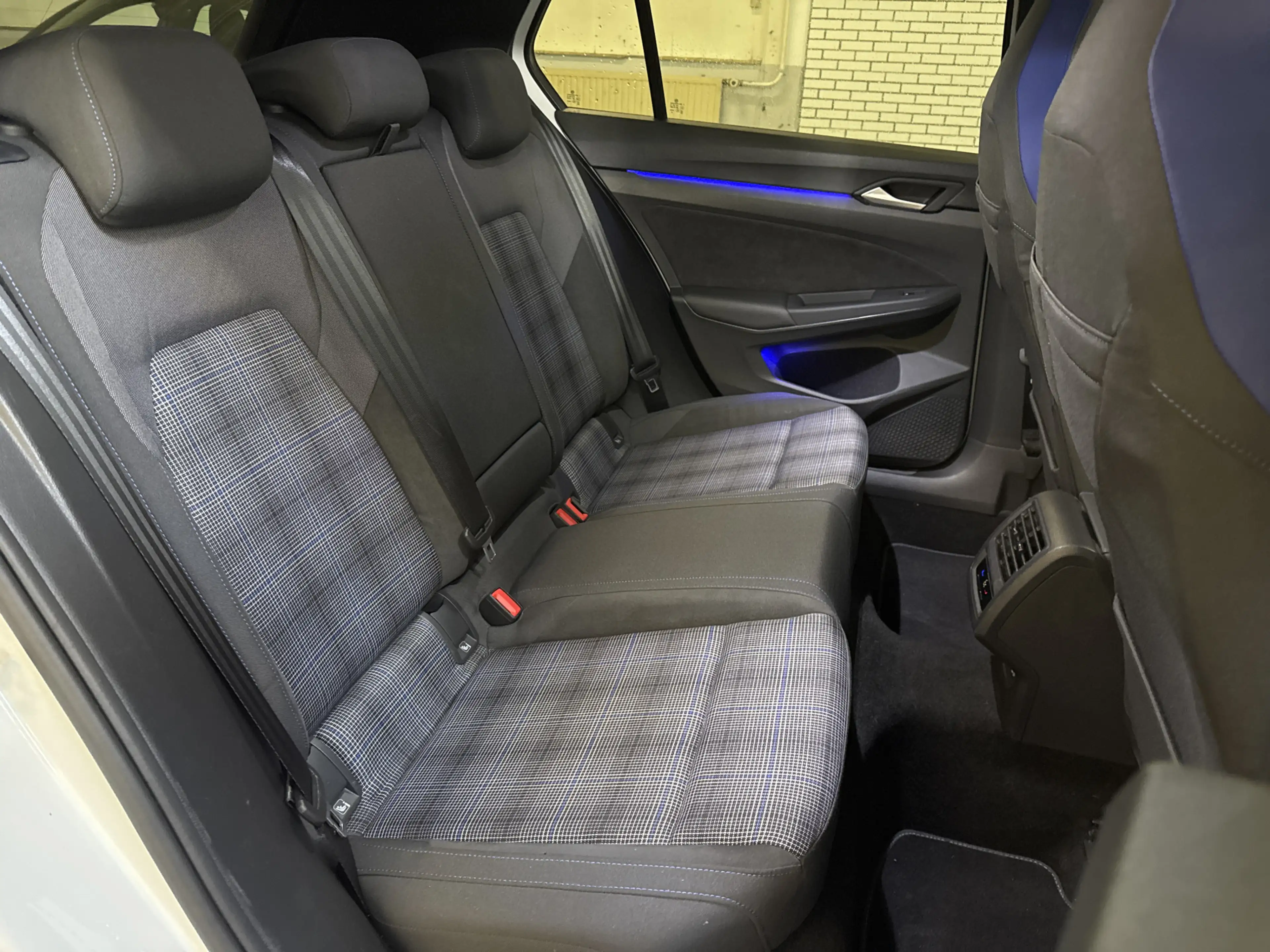 Volkswagen Golf GTE 245PK HYBRID SPORT CARPLAY/ACC/SFEERVERL/STUURVERW — photo 19
