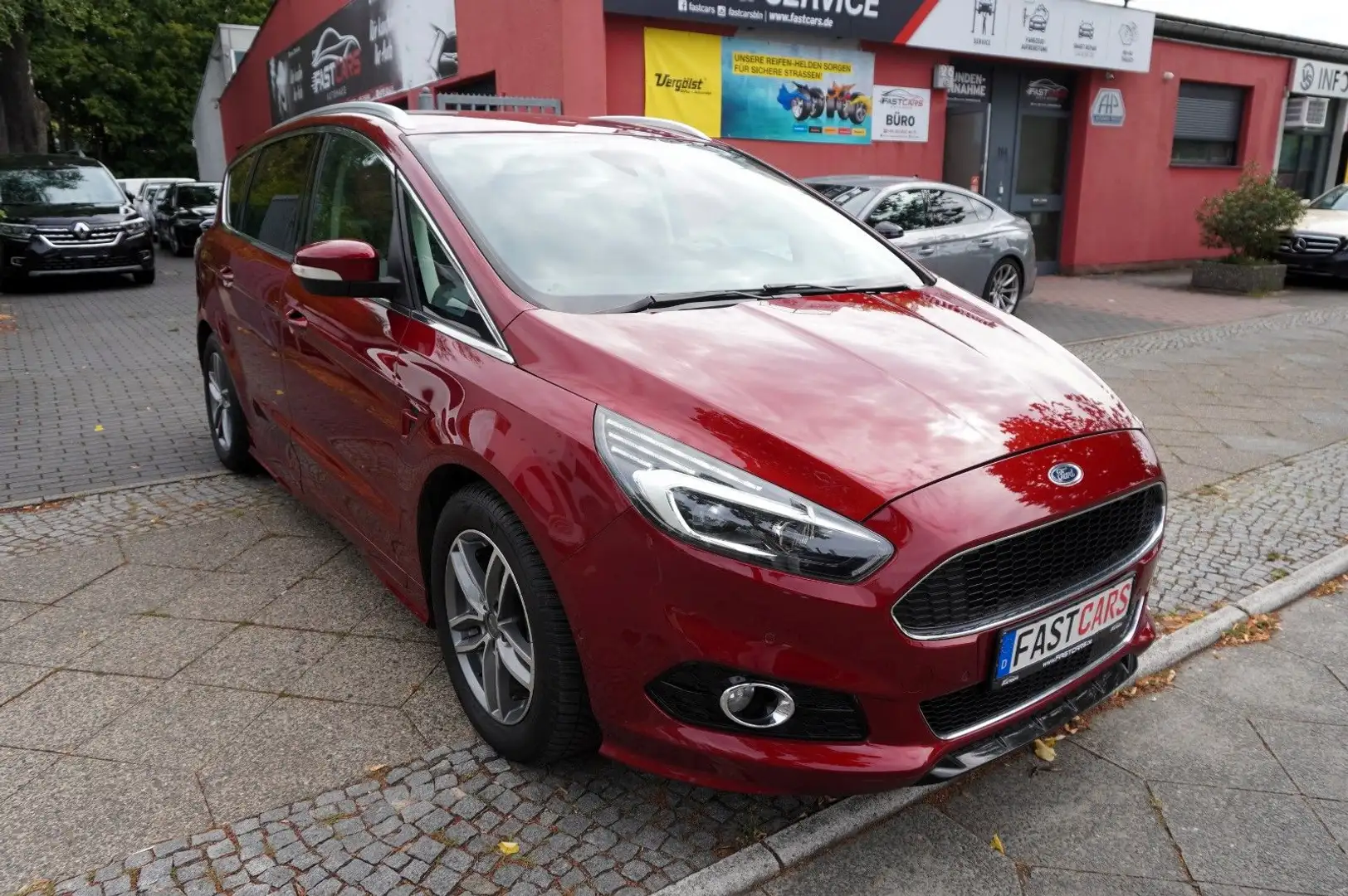 Ford S-Max S-MAX Titanium ST-Line LED Navi SHZ PDC 7 Sitz Roşu - 2