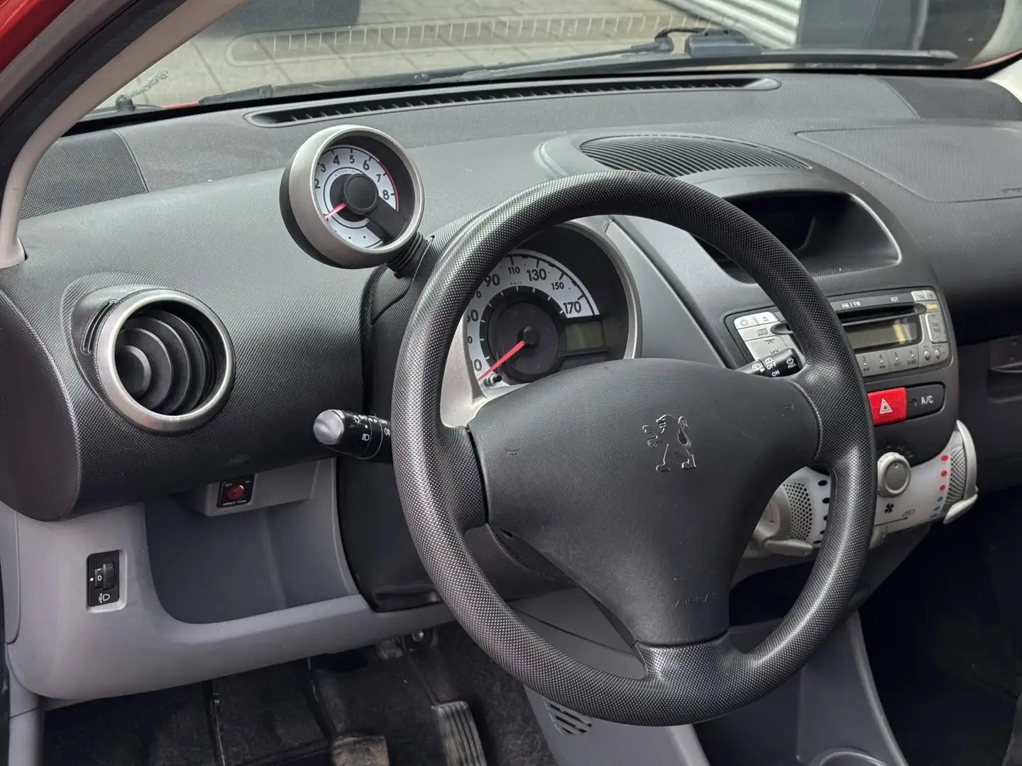 Peugeot 107 1.0-12V Sublime - Airco I Sport velgen I Comfort p Orange - 2