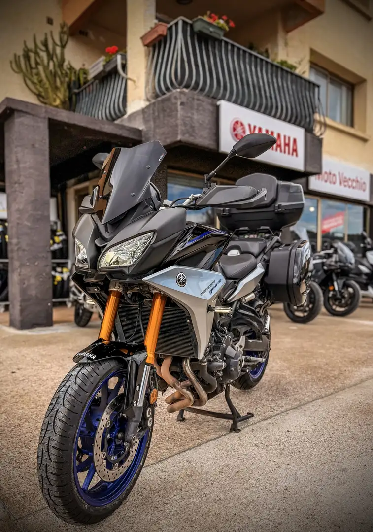 Yamaha Tracer 900 Noir - 1