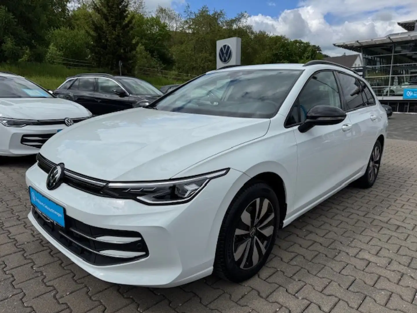 Volkswagen Golf Variant Golf VIII Variant GOAL 1.5 TSI 110kW 6-Gang Navi Weiß - 2