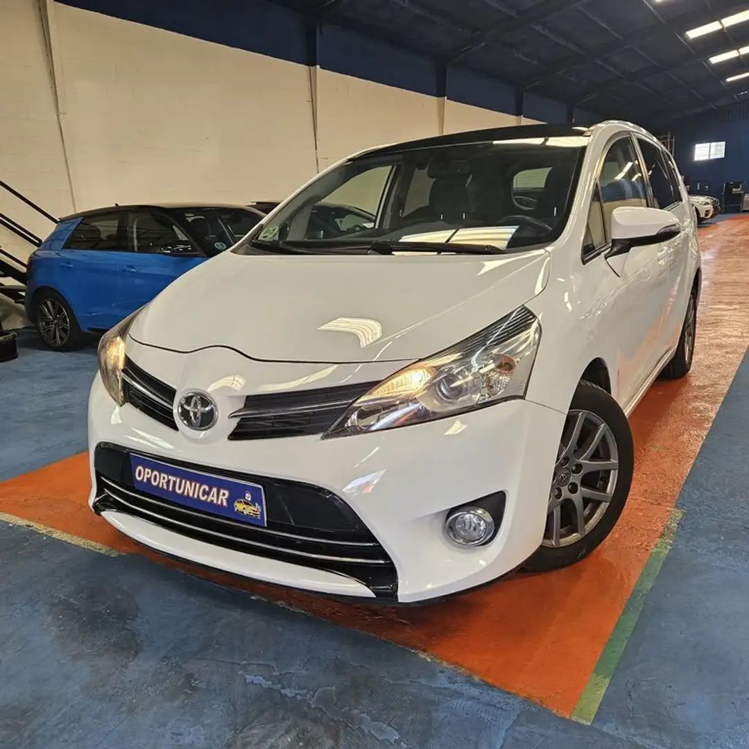 Toyota Verso 115D Comfort 5pl. Blanco - 1