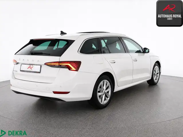 Skoda Octavia view 5