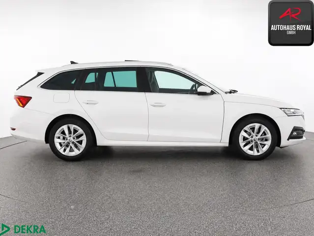 Skoda Octavia view 6