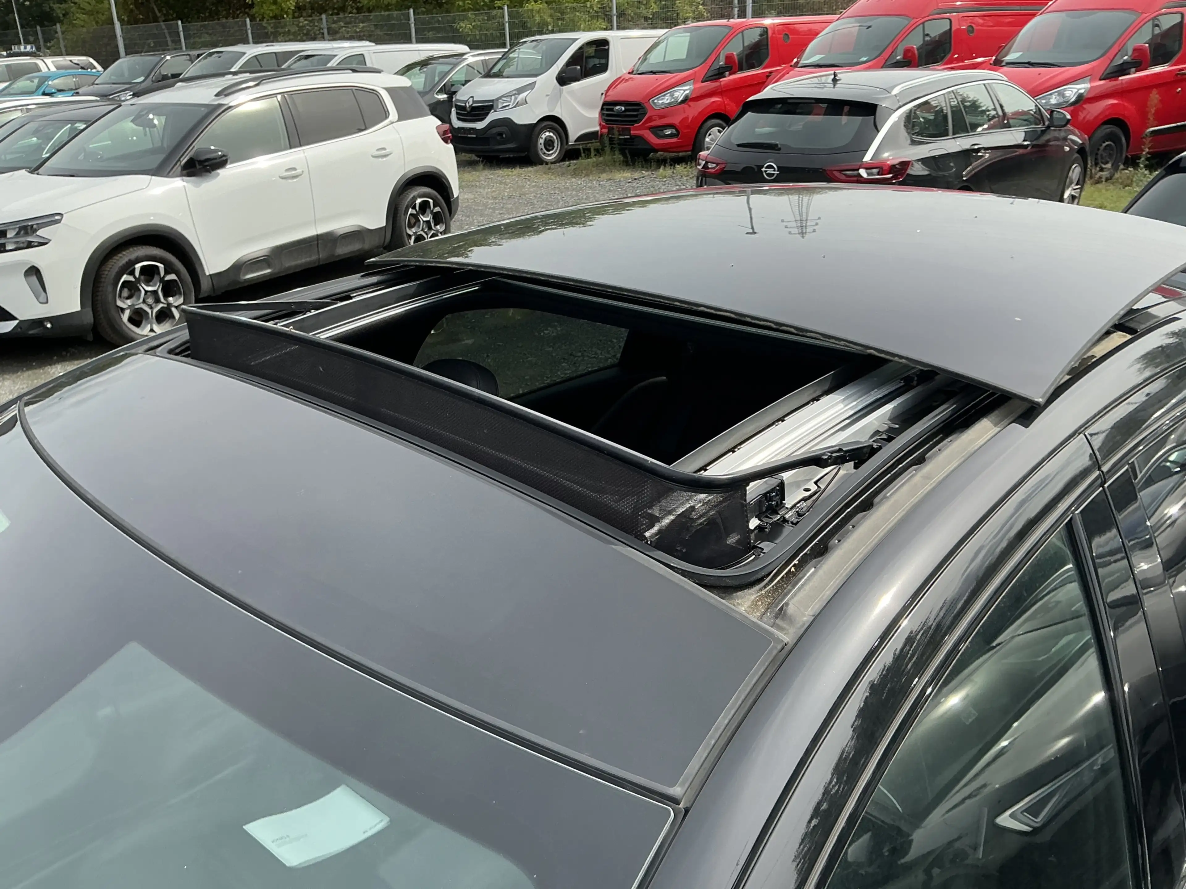 Hyundai IONIQ 6 Uniq Leder Pano Memory BOSE ACC LED 4WD — photo 3