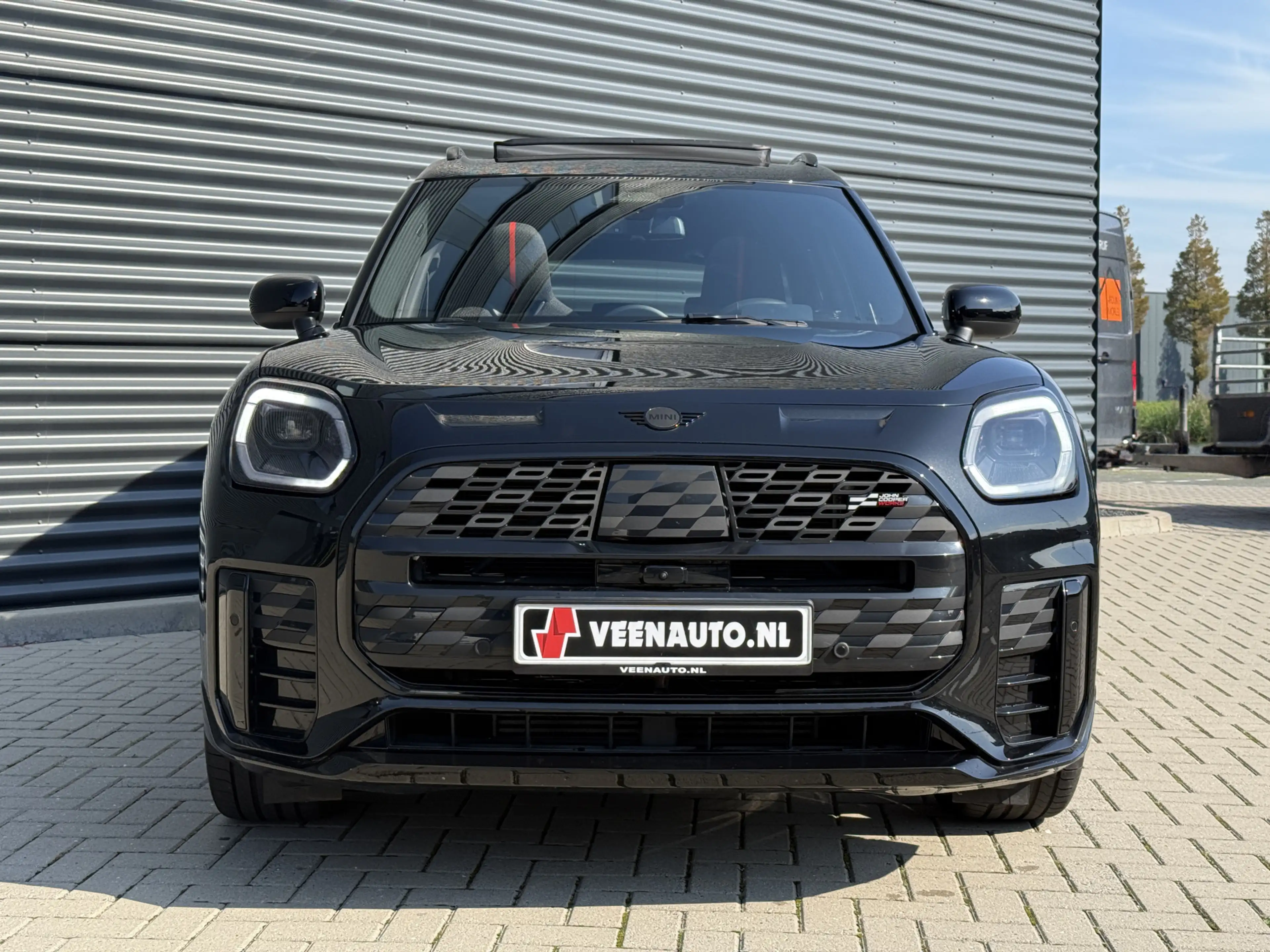 MINI John Cooper Works Countryman 1.5 C L — photo 2