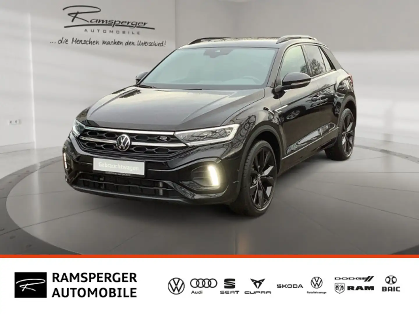 Volkswagen T-Roc 1.5 TSI DSG R-Line AHK ACC APP Keyless Kam Schwarz - 1