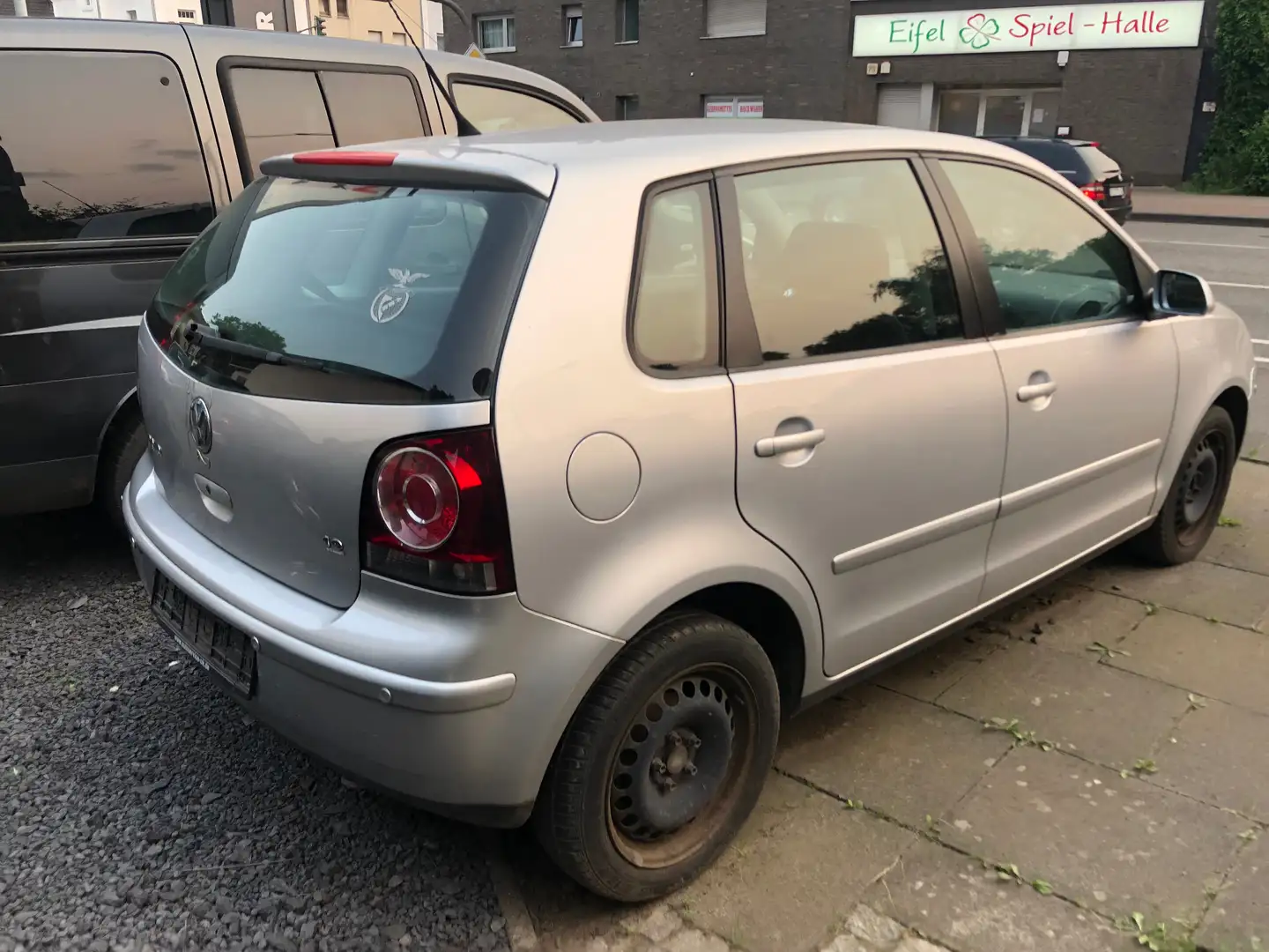 Volkswagen Polo Comfortline Grau - 2