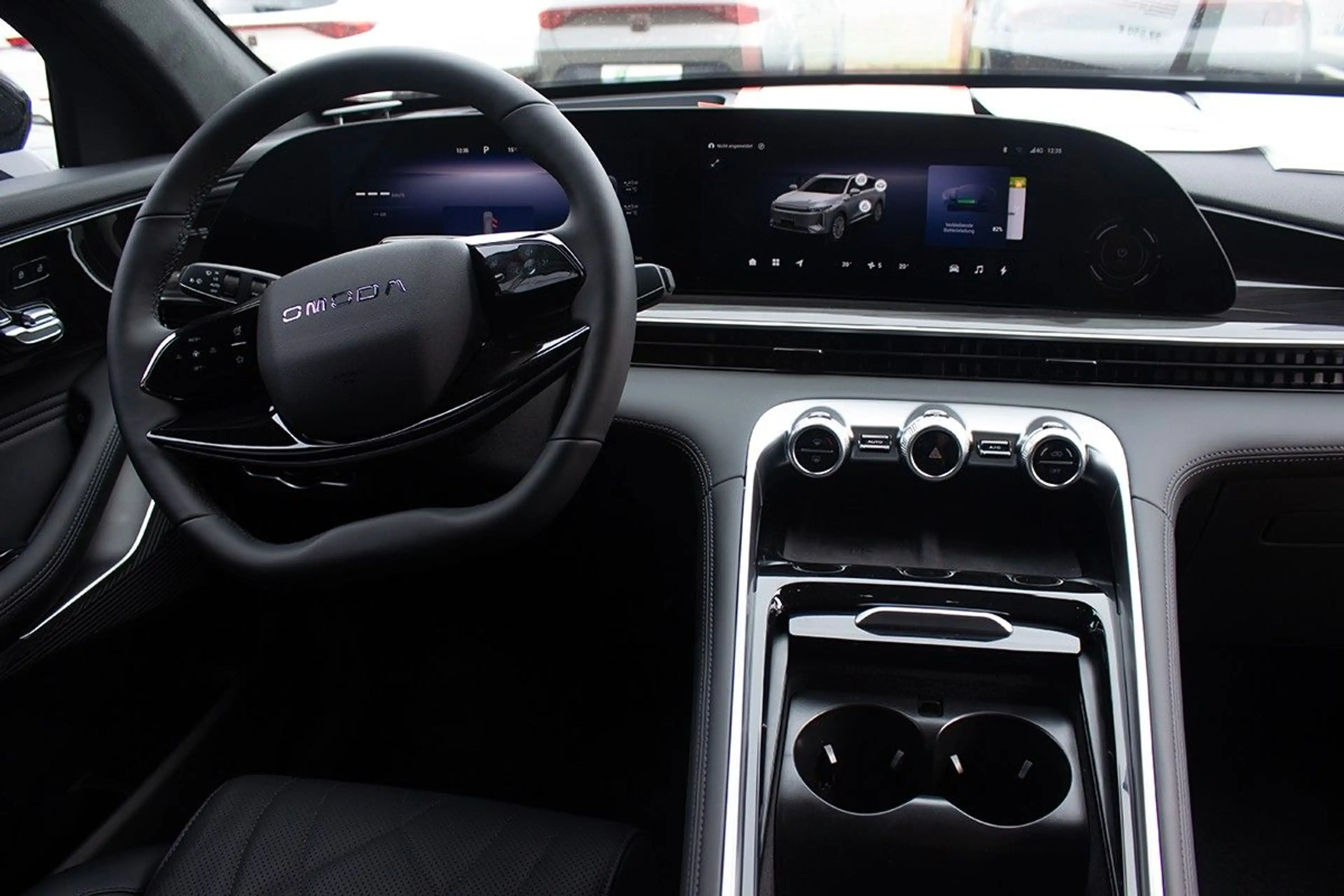 Omoda 9 1.5 TGDI PHEV 395 kW Exclusive HUD Leder Sony — photo 12