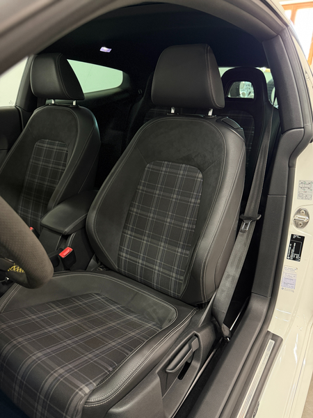 Volkswagen Scirocco Scirocco 1,4 Sky Edition TSI BMT Sky Edition — photo 14