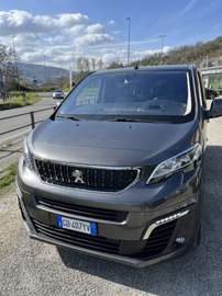 Allure BlueHDi 180 9 Posti EAT8