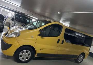 2.0 dci 115ch Long 9pl banquette av pivotante-double porte latérale 09-2014