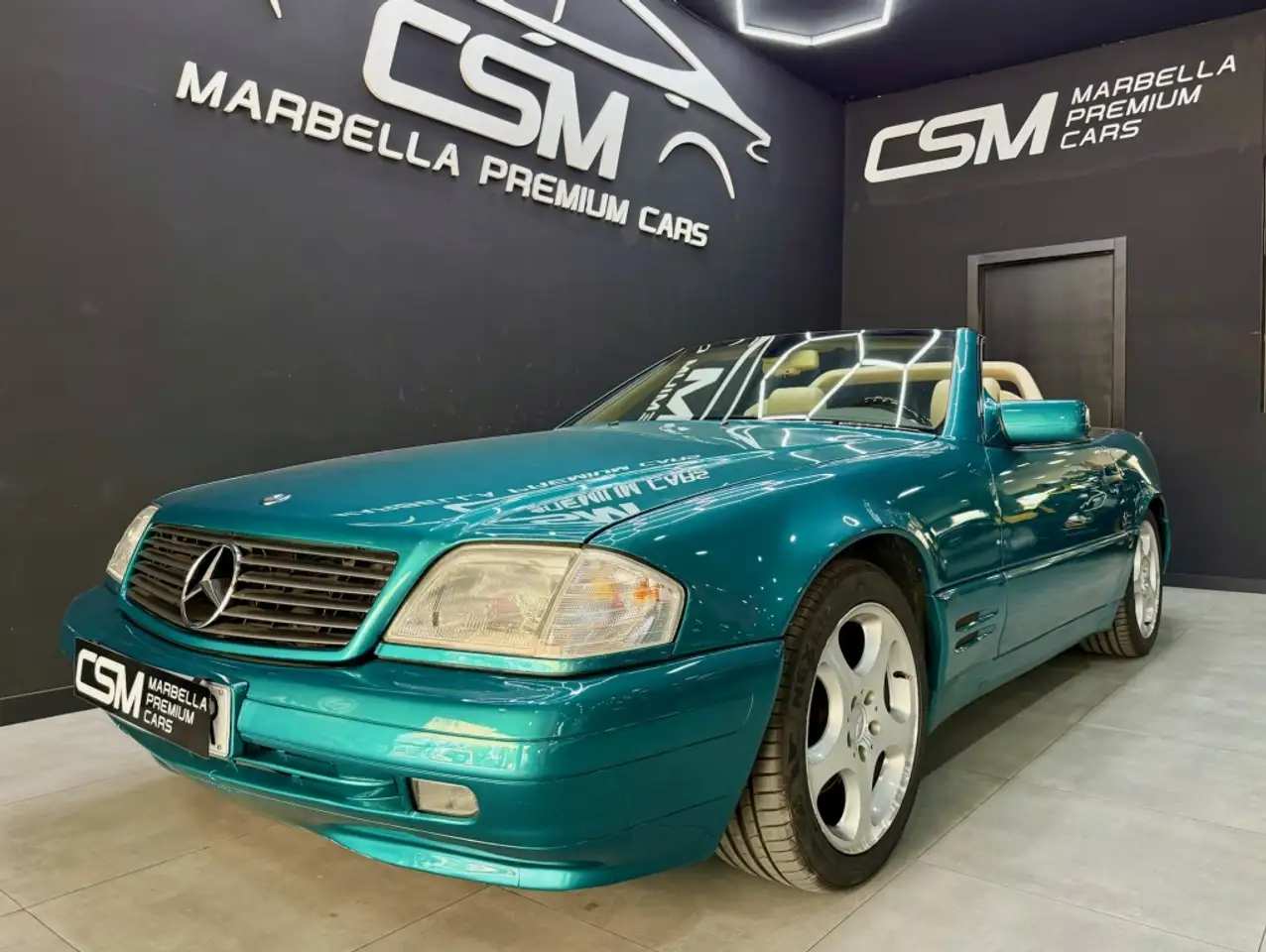 Mercedes-Benz SL 43 AMG 320, foto 1