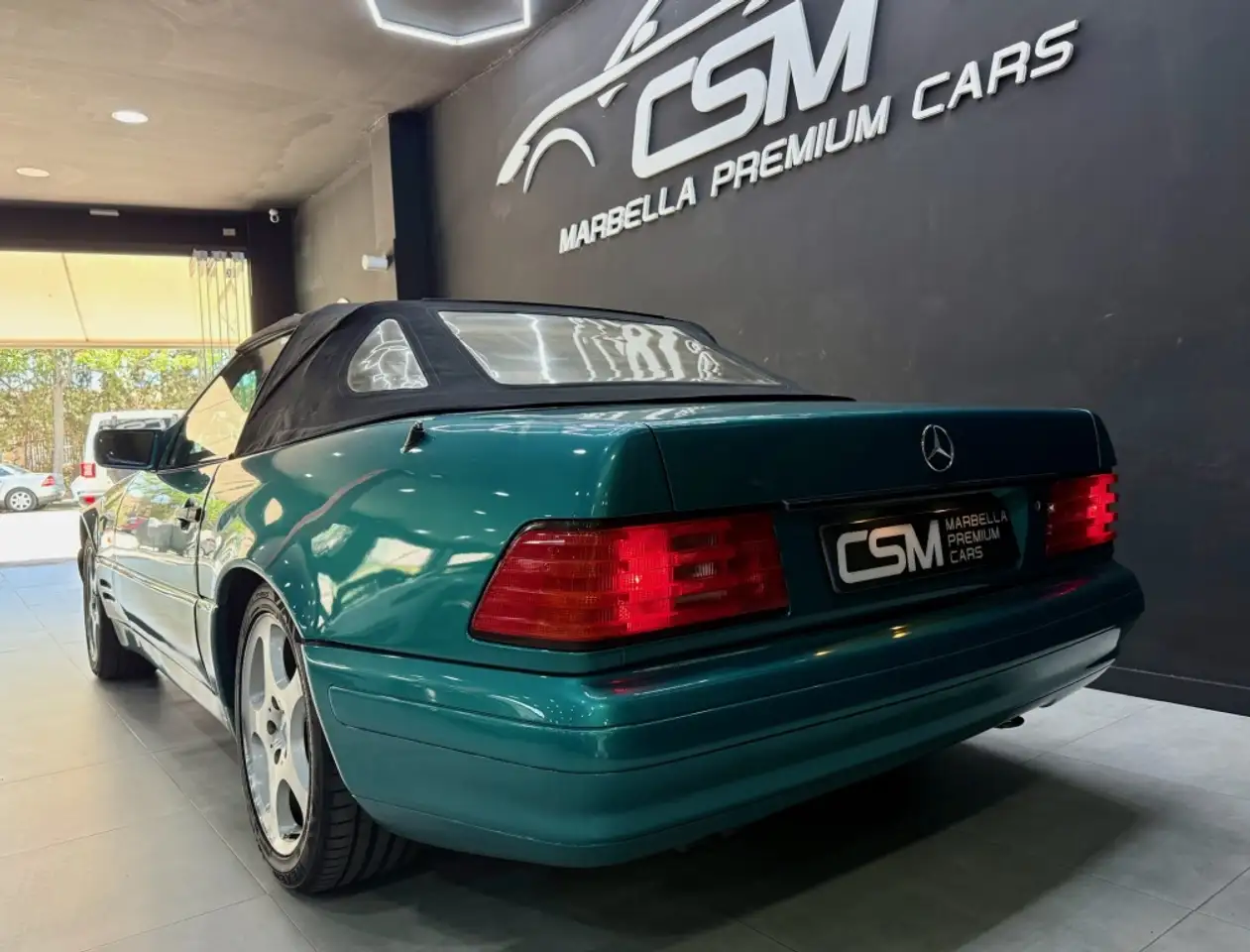 Mercedes-Benz SL 43 AMG 320, foto 8